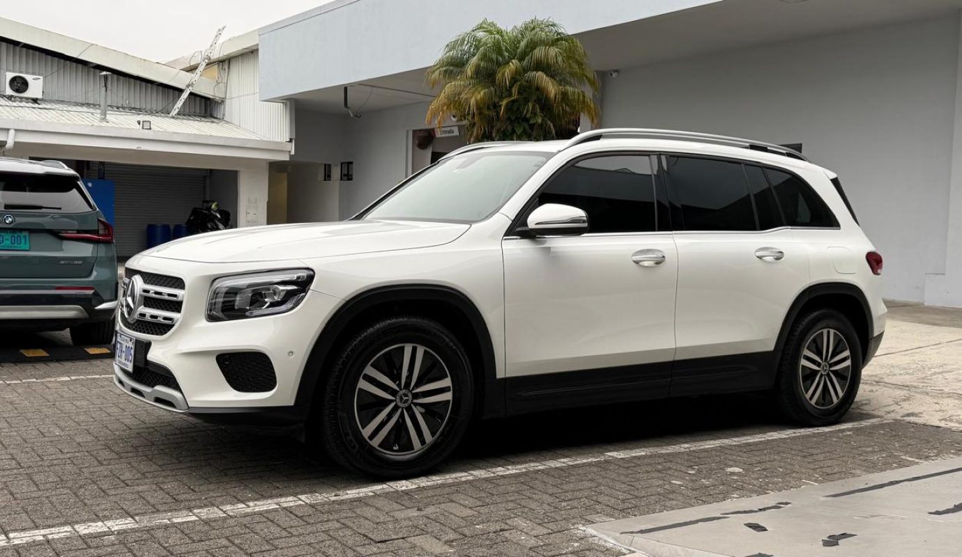 Mercedes Benz GLB200