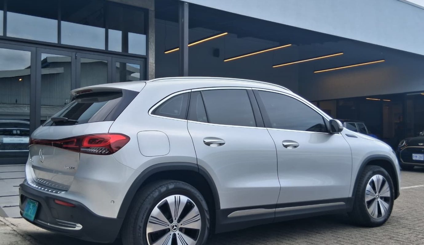 Mercedes Benz EQA350