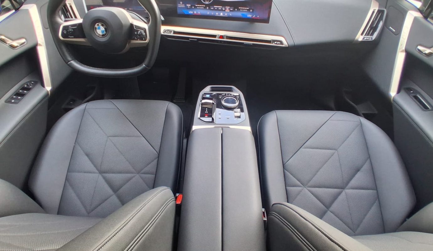 BMW IX Xdrive45