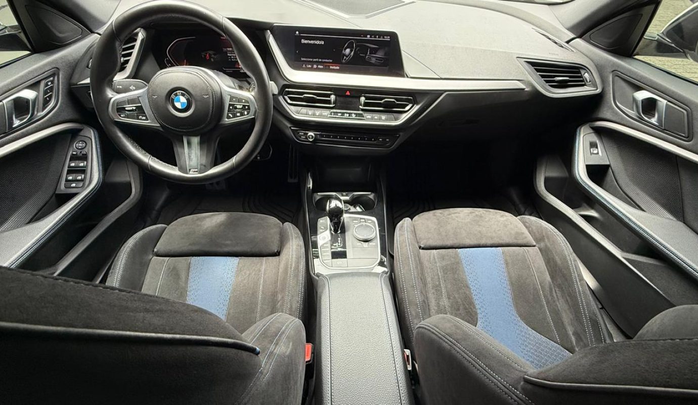 BMW 218I