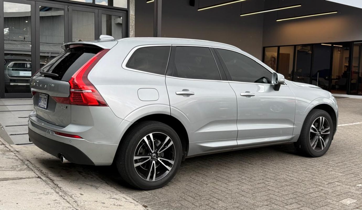 VOLVO XC60 T5