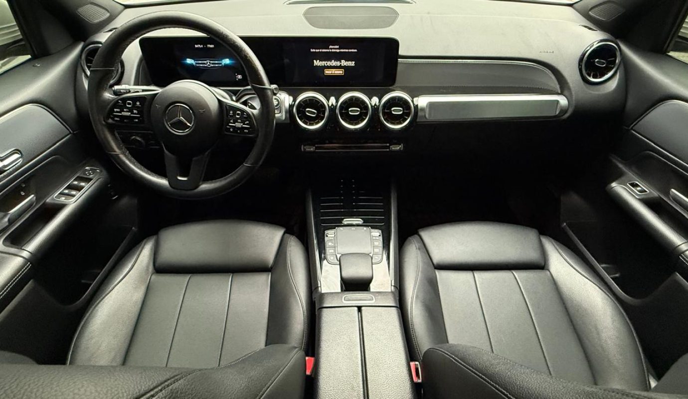 Mercedes Benz GLB200