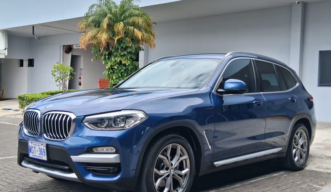BMW X3 XDrive30i