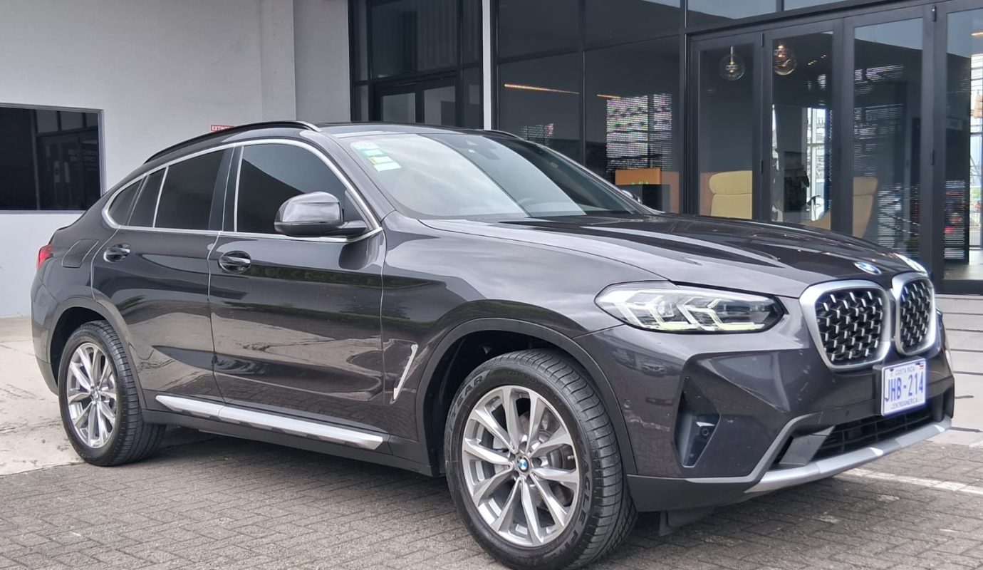 BMW X4 Xdrive20i