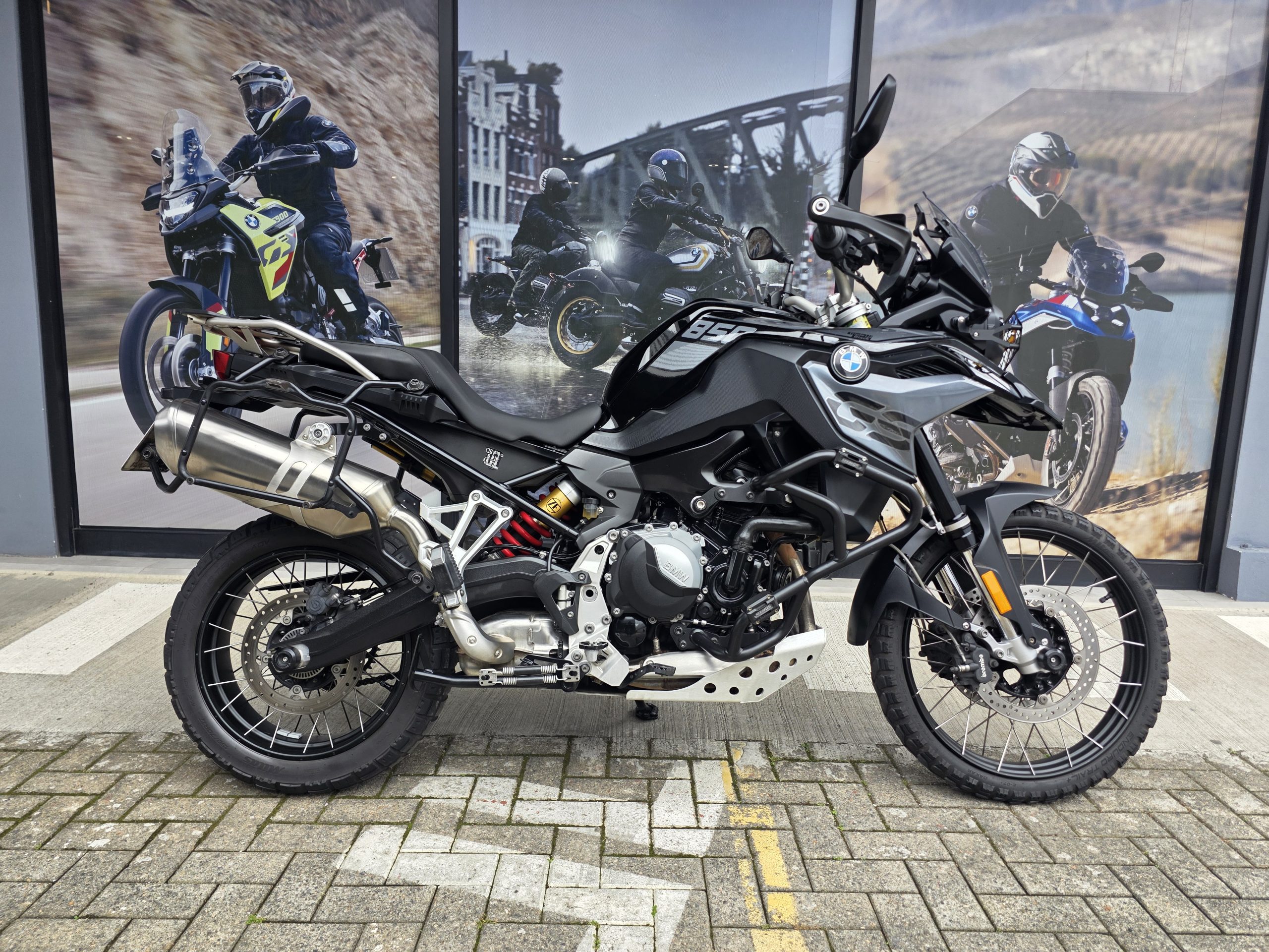 BMW F850GS