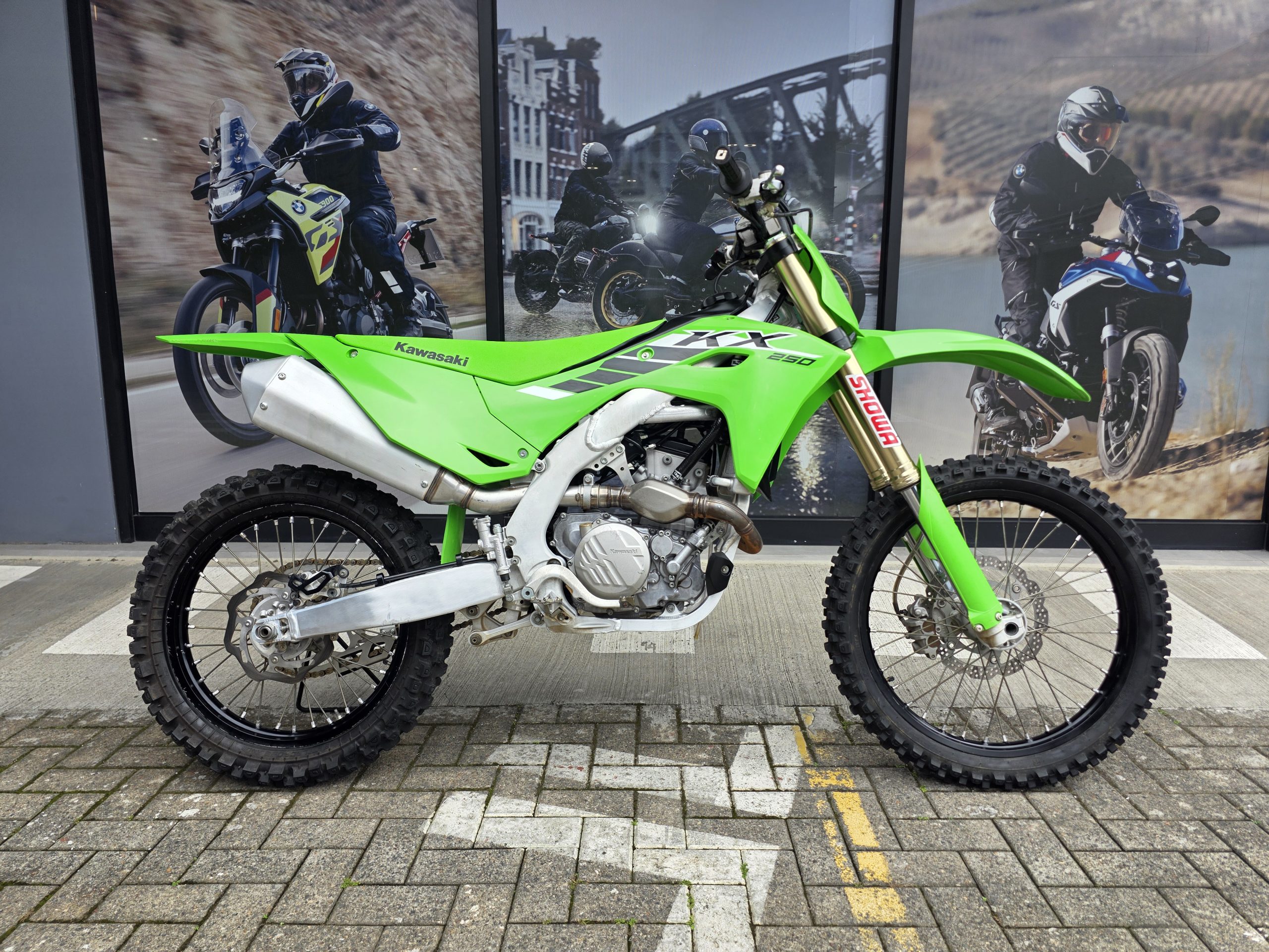 KAWASAKI KX250