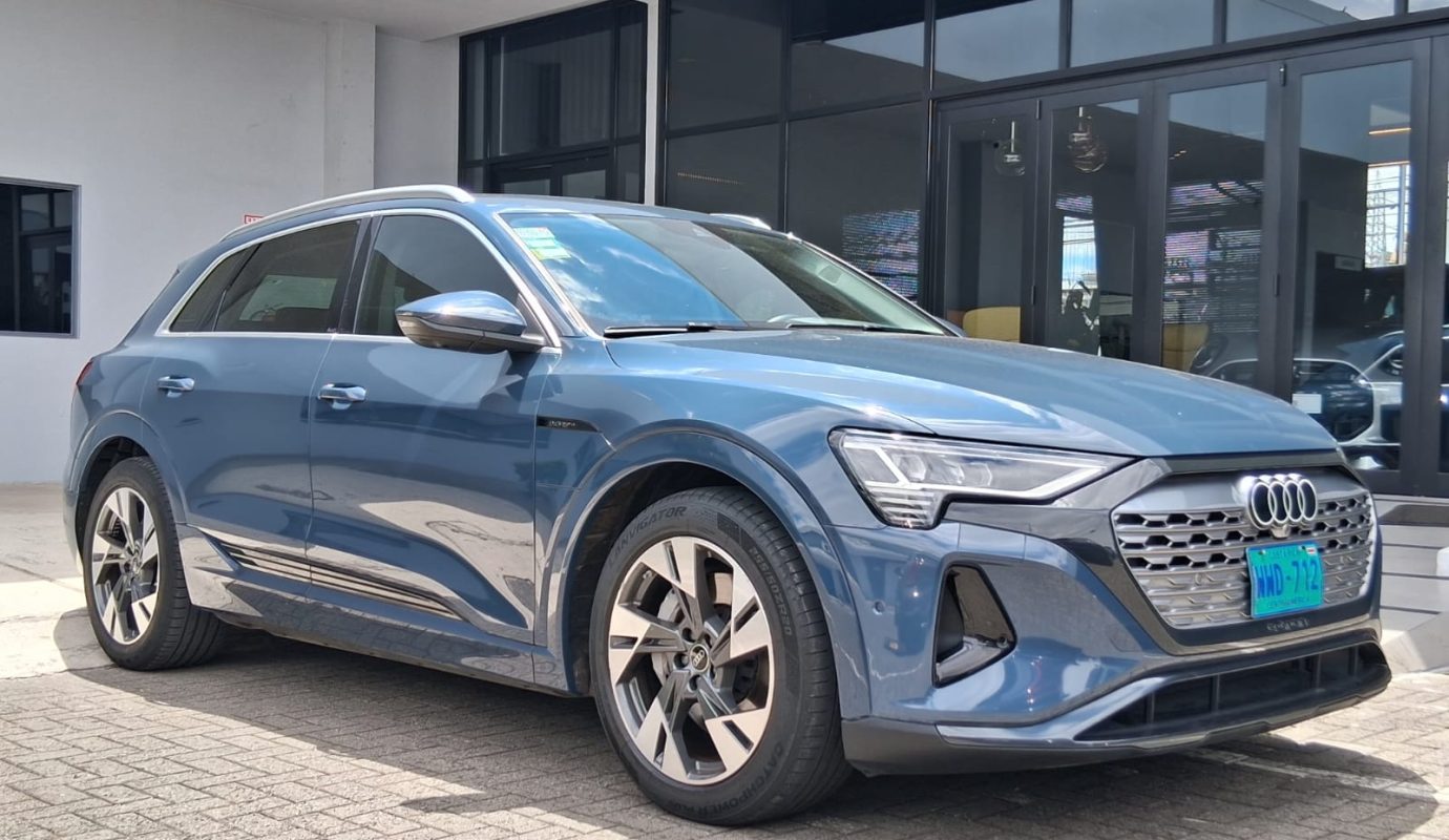 Audi Q8 E-tron 55 Quattro