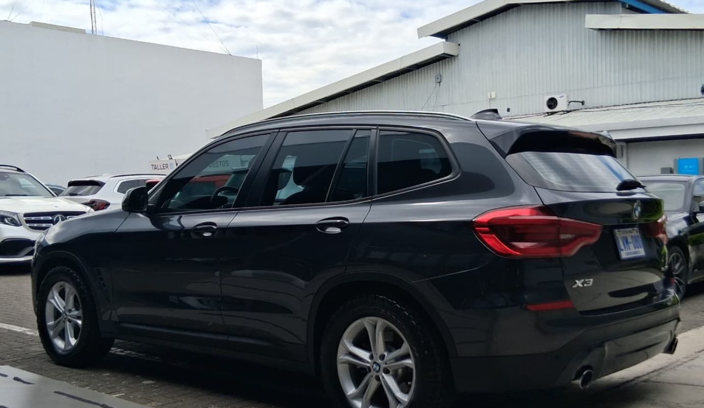 BMW X3 Sdrive20i