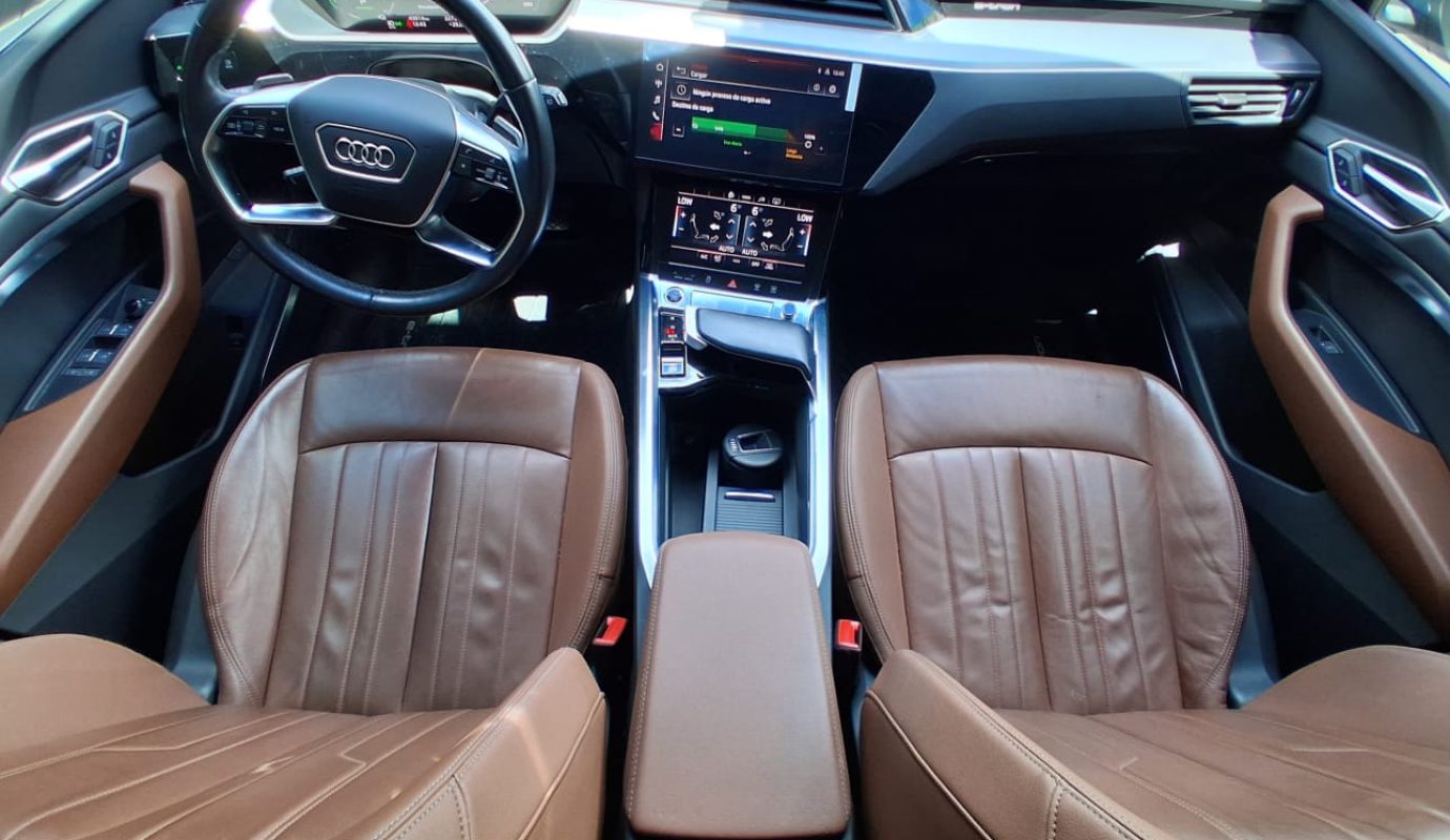 Audi Q8 E-tron 55 Quattro