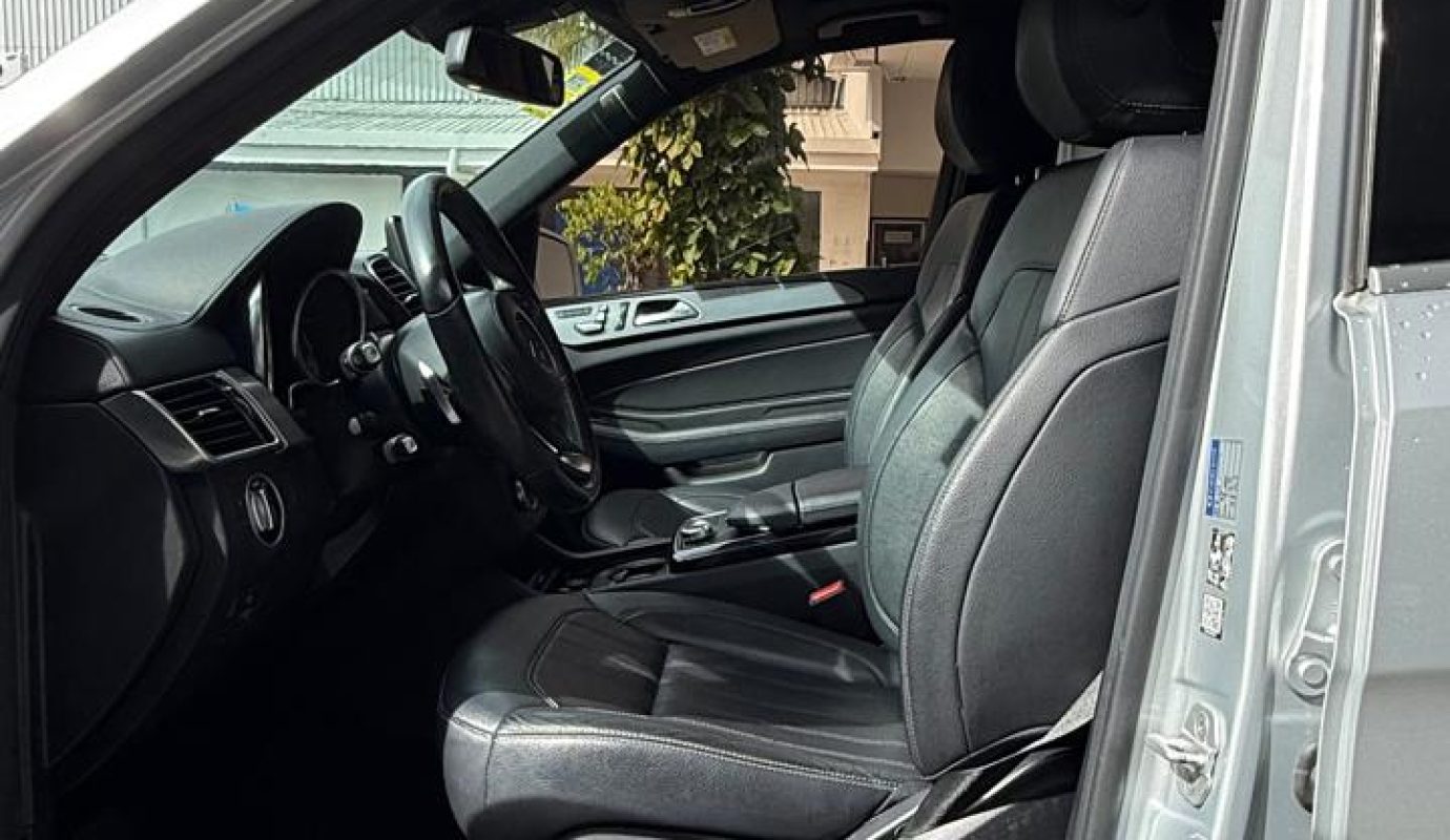 Mercedes Benz GLS350D