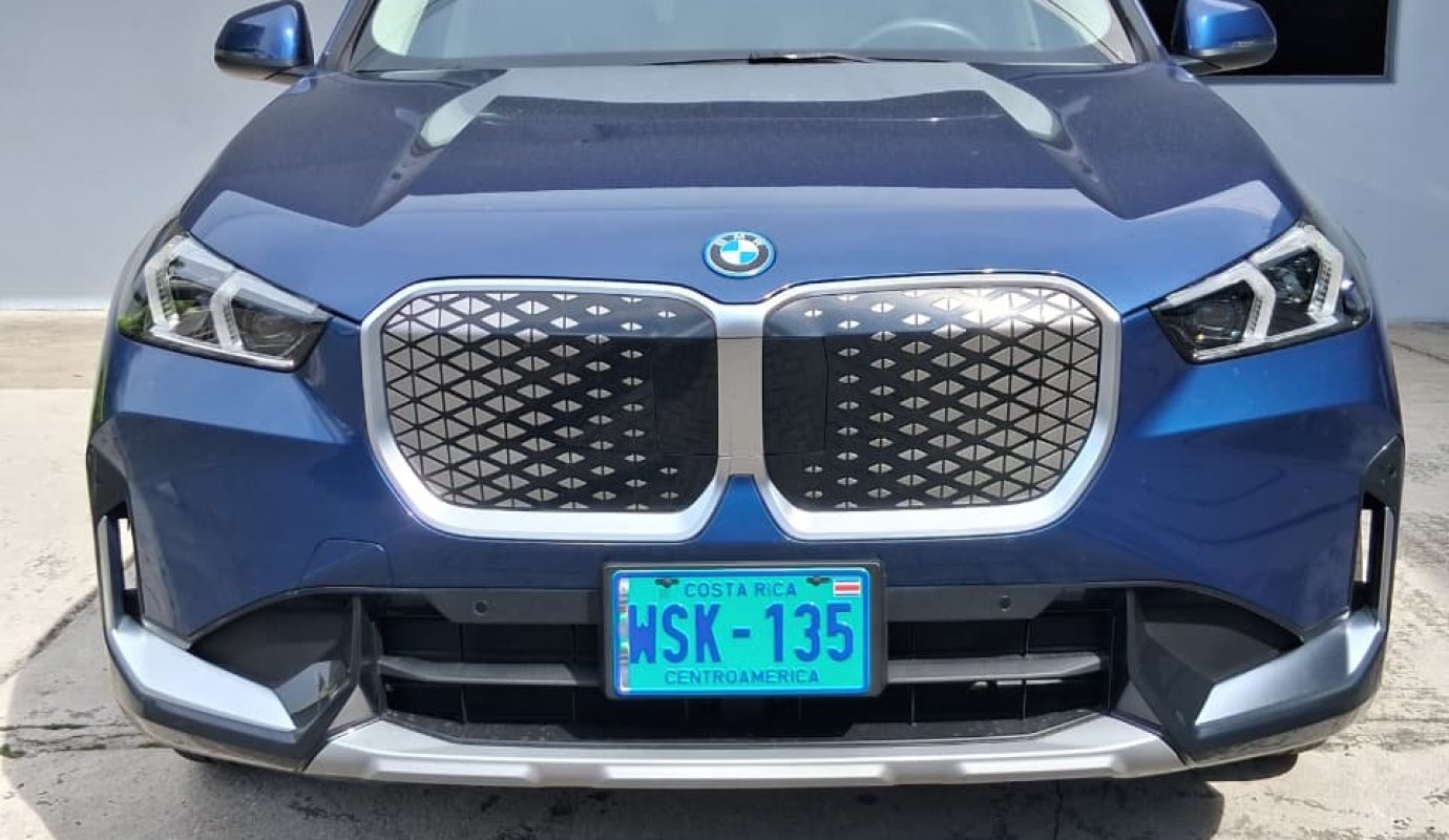 BMW IX1 Xdrive 30