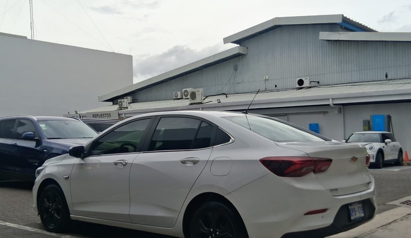 Chevrolet Onix Premier