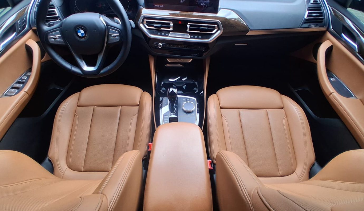 BMW X4 Xdrive20i