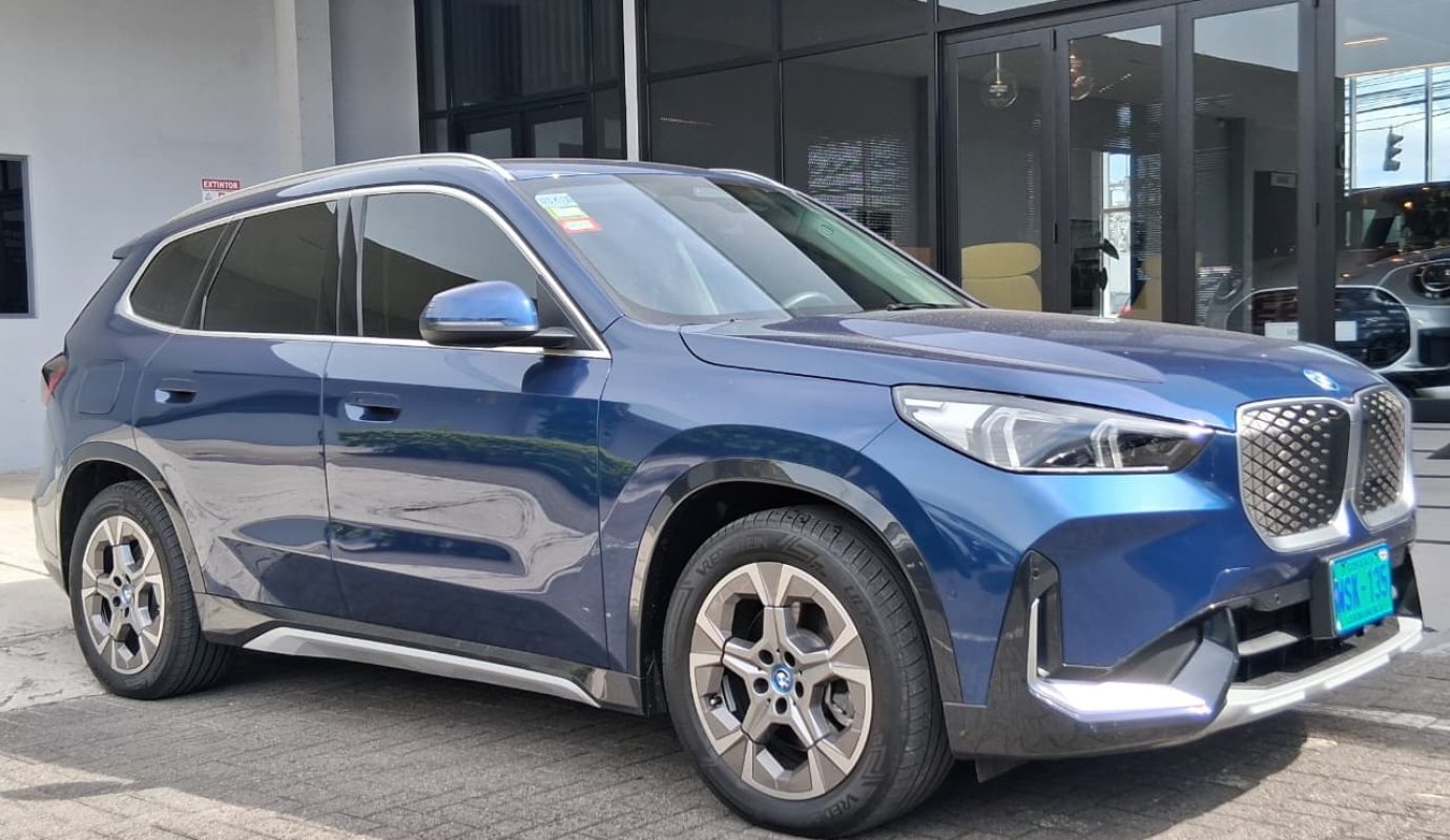 BMW IX1 Xdrive 30