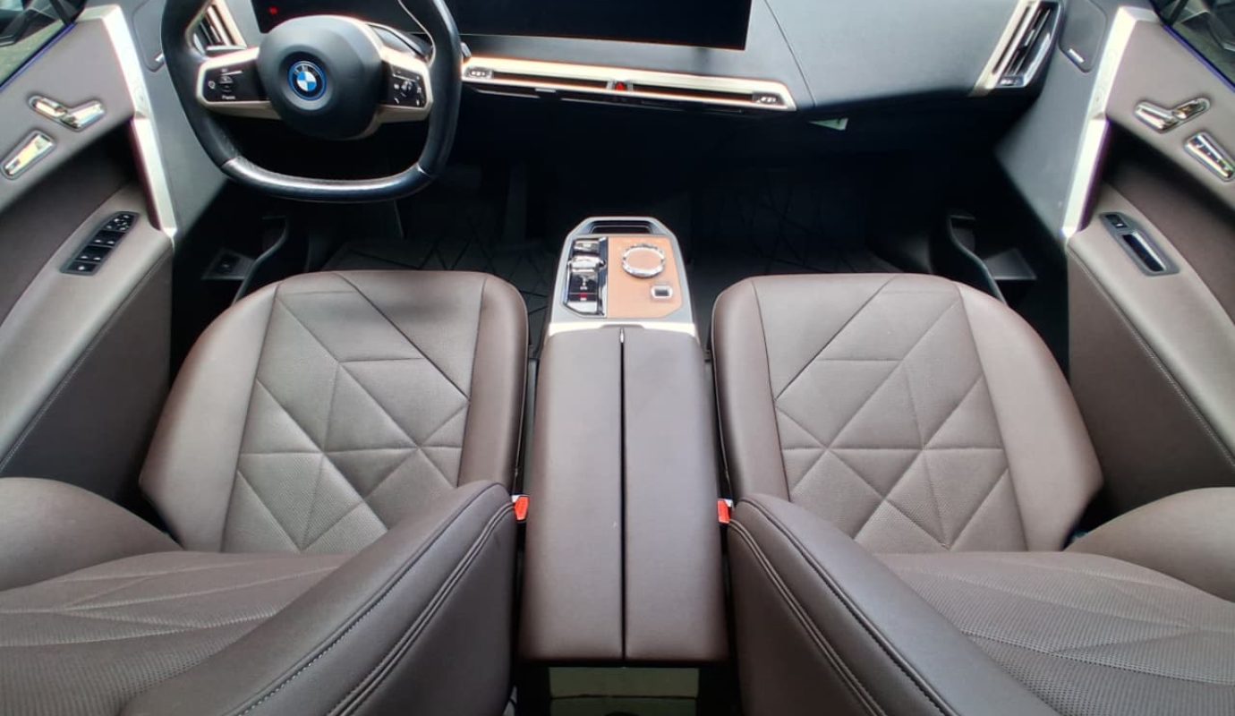 BMW IX Xdrive 40