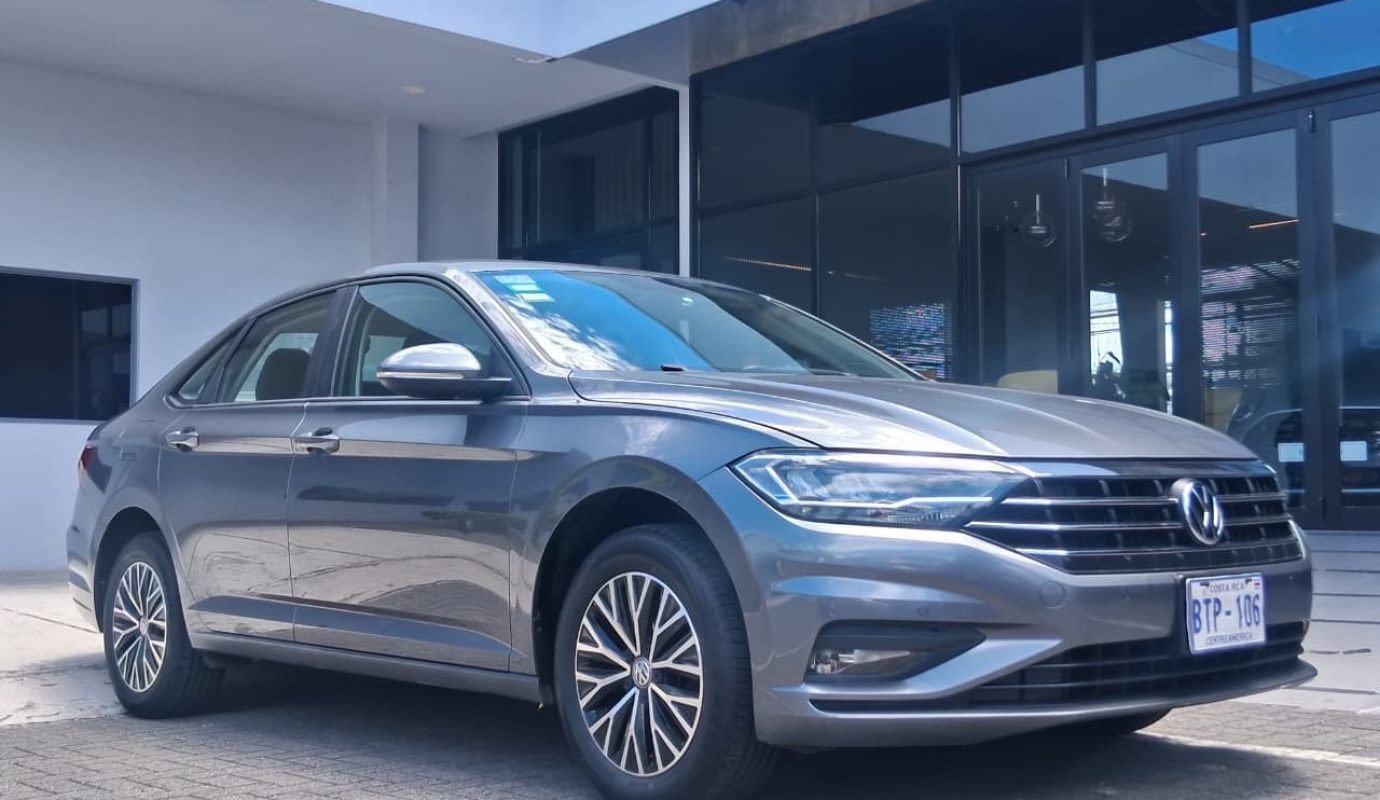 VOLKSWAGEN JETTA TSI
