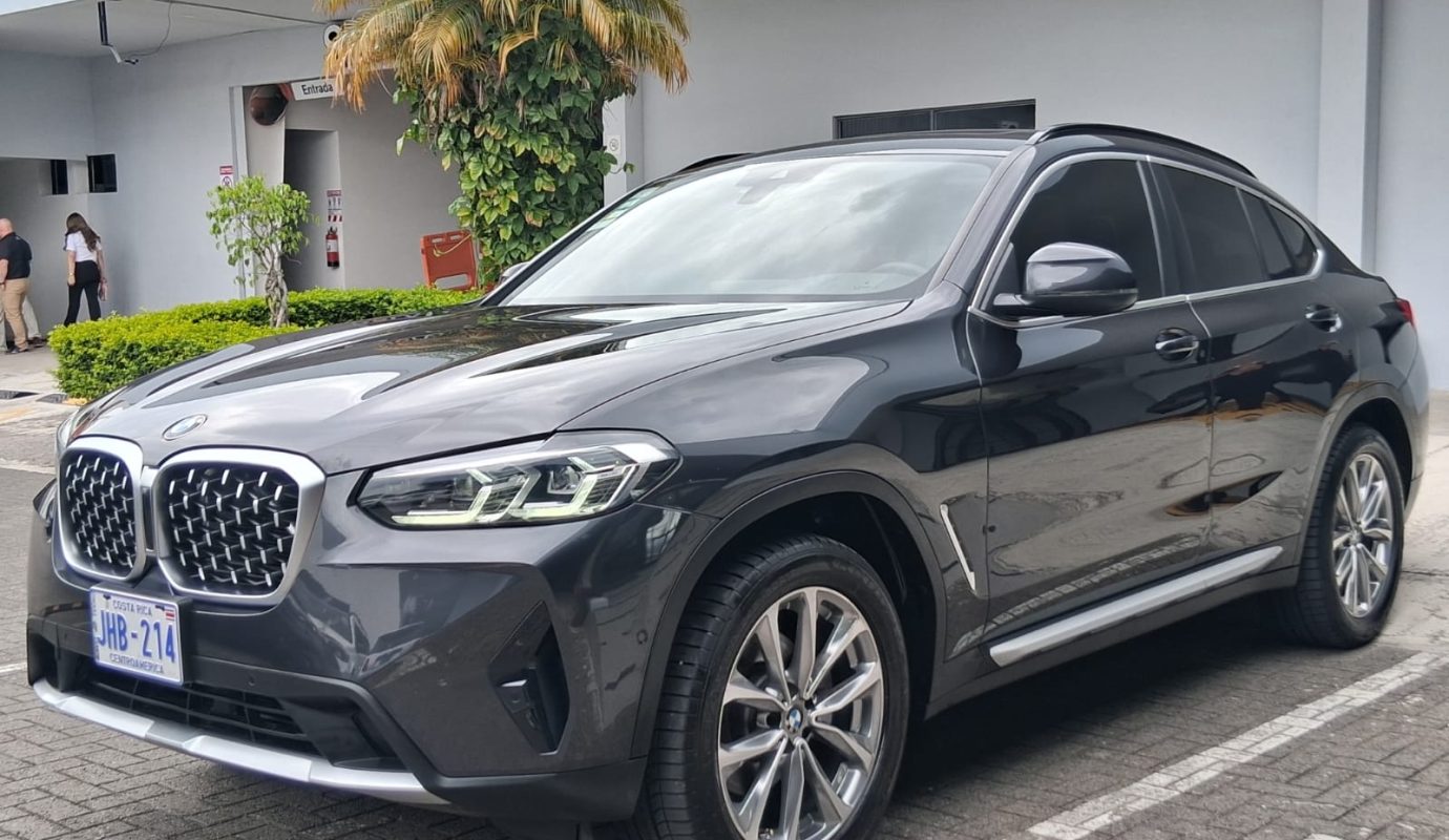 BMW X4 Xdrive20i